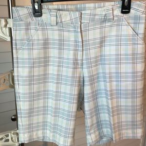 Pebble Beach women’s golf bermuda